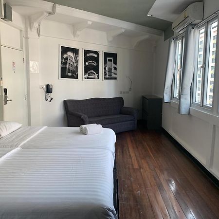 Cacha Bed Hotel Bangkok Exterior photo
